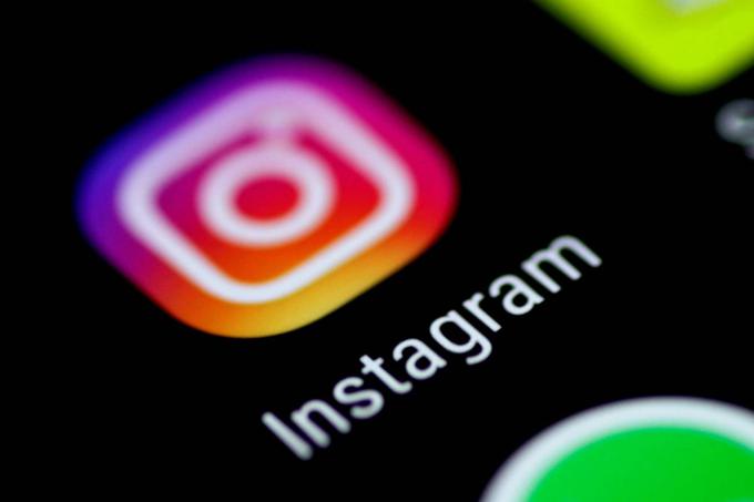 Z Instagramom je vroče in mrzlo: za milenijce je nedvomno med bolj priljubljenimi aplikacijami, a obenem ga je petina že zapustila. | Foto: Reuters