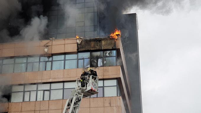 Moskva požar poslovna stavba 03062022 | Foto: Reuters