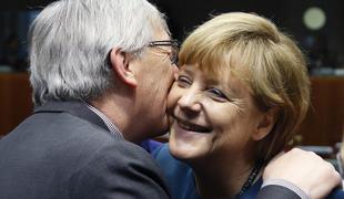 Je konec ljubezni med Merklovo in Junckerjem?