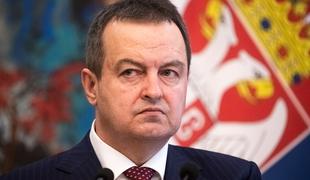 Dačić kritičen do hrvaških Srbov zaradi udeležbe na proslavi v Kninu