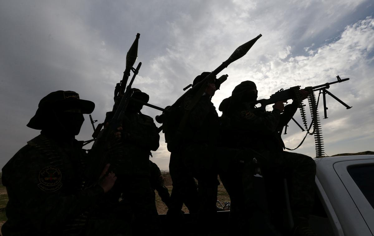 jihad borci džihad islamisti | Europol neprestano opozarja na nevarnost povratnikov z vojnih območij, ki se na območju Zahodnega Balkana reorganizirajo, ob tem pa imajo na voljo še ogromne količine denarja.  | Foto Reuters