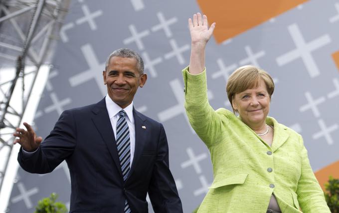 Angela Merkel še vedno ohranja tesne stike z nekdanjim ameriškim predsednikom Barackom Obamo. Pretekli četrtek sta se srečala na shodu Nemške evangeličanske cerkve, ki je bil letos v Berlinu. | Foto: Getty Images