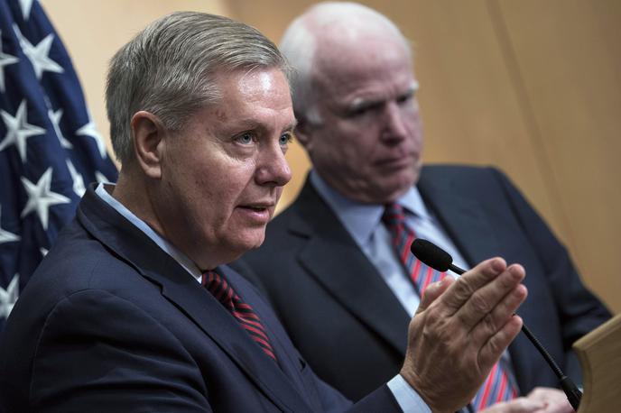 John McCain in Lindsey Graham | Foto Reuters