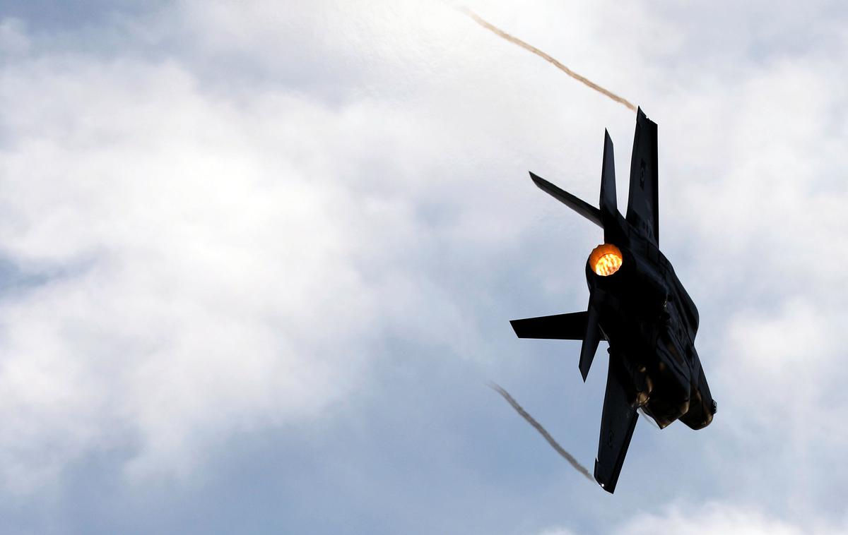 Izraelsko bojno letalo, F-35 | Nasprotniki vlade tudi za danes načrtujejo nove shode, ki naj bi si nato sledili več dni. | Foto Reuters
