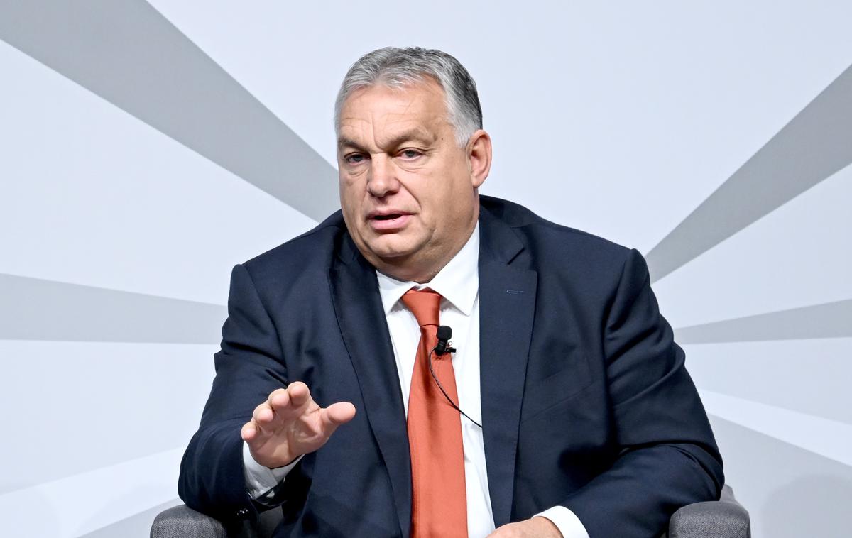 Viktor Orban | Madžarski premier Viktor Orban trdi, da prihajajo časi, ko bodo šibki narodi propadli, preživeli pa bodo samo močni narodi. Za vojno v Ukrajini pa napoveduje, da bo na koncu odločilno to, da bo Ukrajini prej zmanjkalo vojakov kot Rusiji. | Foto Guliverimage