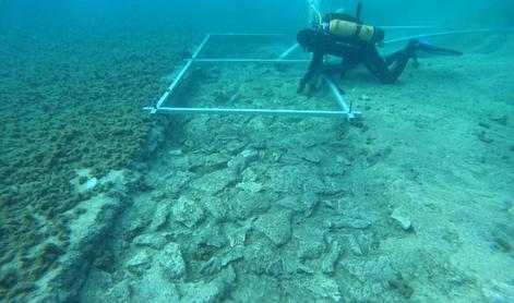 Pod morjem odkrili 7.000 let staro cesto