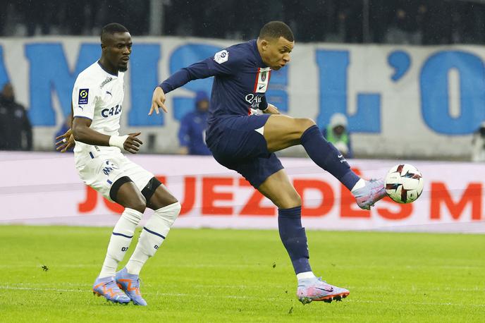 PSG Marseille Kylian Mbappe | Kylian Mbappe je zabil za 1:0, kmalu je sledil še gol Lionela Messija. | Foto Reuters