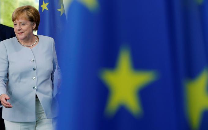 Finančni "orkan" se je vrnil k svojemu izvoru, in to za Angelo Merkel pomeni več težav. | Foto: Reuters