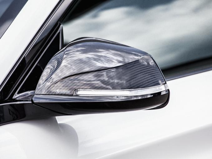 Zunanja karbonska ohišja za stranska ogledala pri BMW M2 | Foto: 