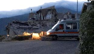 Po potresu v Italiji: številni ujeti v ruševinah #foto #video