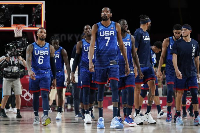 Tokio 2020 - košarka, Američani | Američani so igrišče po prvi tekmi na OI v Tokiu zapustili sklonjenih glav. | Foto Guliverimage