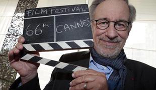 Obeta se razkošno odprtje filmskega festivala v Cannesu