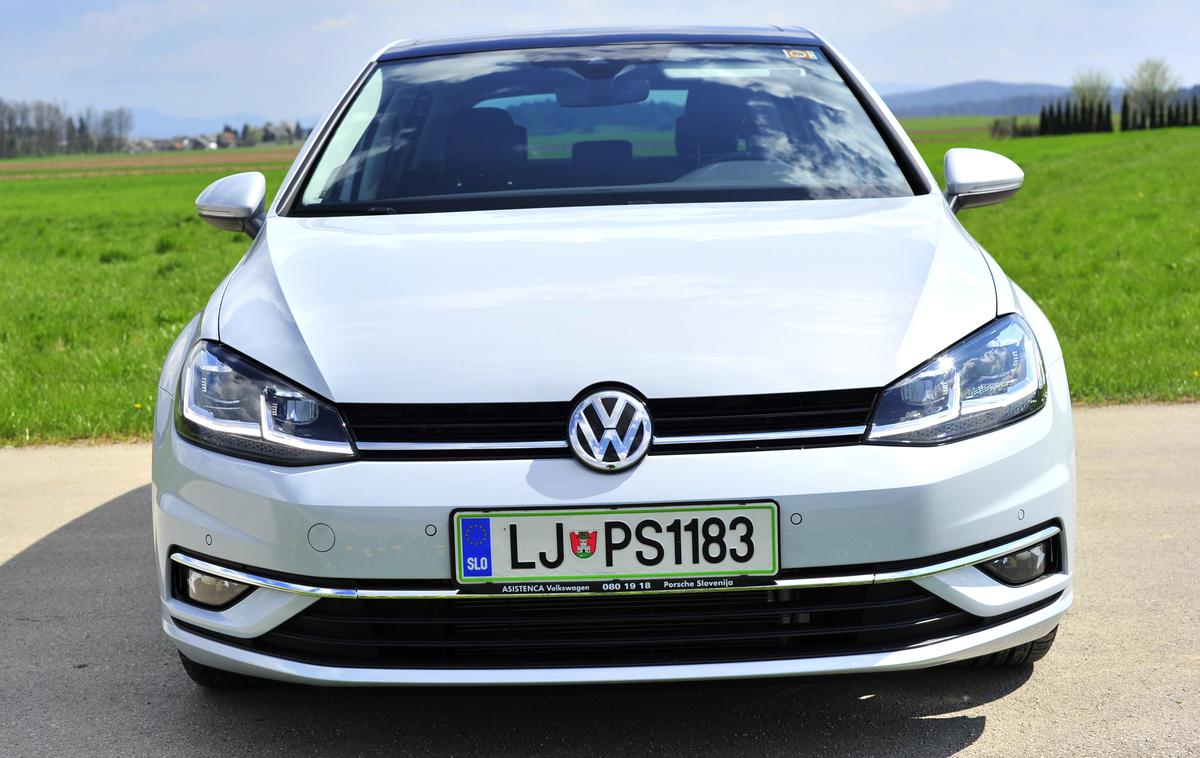 Volkswagen golf test | To je golf obstoječe sedme generacije. Njegov naslednik bo dobil predvsem veliko novosti v notranjosti vozila. | Foto Gregor Pavšič