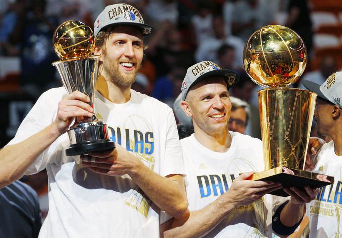 Jason Kidd (desno) je leta 2011 pomagal Dallasu na poti do naslova prvaka lige NBA. | Foto: Reuters