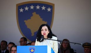 V Prištini obeležili 15. obletnico razglasitve neodvisnosti Kosova #video