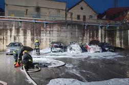 Na parkirišču v Hrastniku v celoti pogorelo več avtomobilov