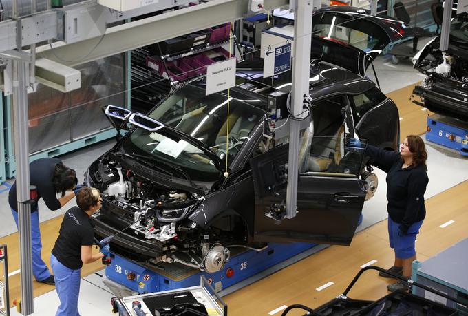 BMW je moral proizvodnjo ustaviti za okrog 40 minut. Fotografija je simbolična. | Foto: Reuters