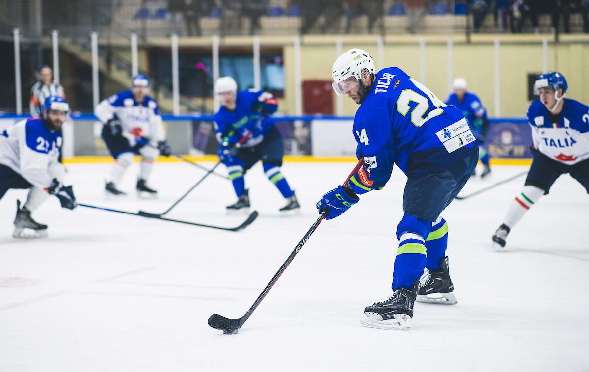 slovenska hokejska reprezentanca : Italija, pripravljalna tekma, Rok Tičar | Rok Tičar se je podpisal pod vodstvo z 1:0. | Foto Grega Valančič/Sportida
