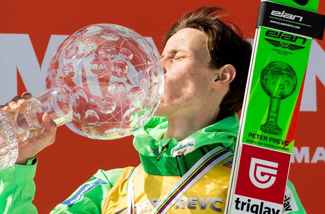 Peter Prevc je trenutno nesporni slovenski športni junak številka 1. | Foto: Sportida