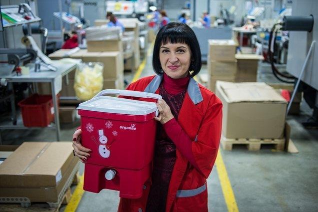 Tanja Skaza, direktorica podjetja Plastika Skaza, je lani prejela nagrado za evropsko Naj managerko v regiji jugovzhodne in srednje Evrope. | Foto: Bor Slana