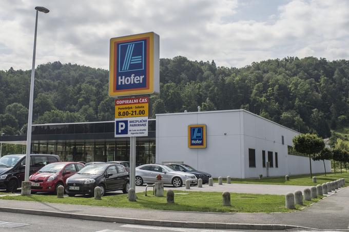 Podobno kot že v Avstriji je Hofer tudi v Sloveniji predstavil svojo blagovno znamko (navideznega) mobilnega operaterja HoT. | Foto: 