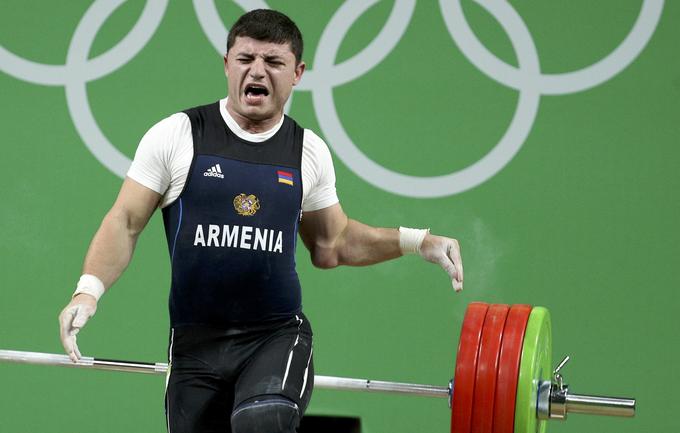 Andranik Karapetyan je tekmovanje končal v bolečinah. | Foto: Reuters