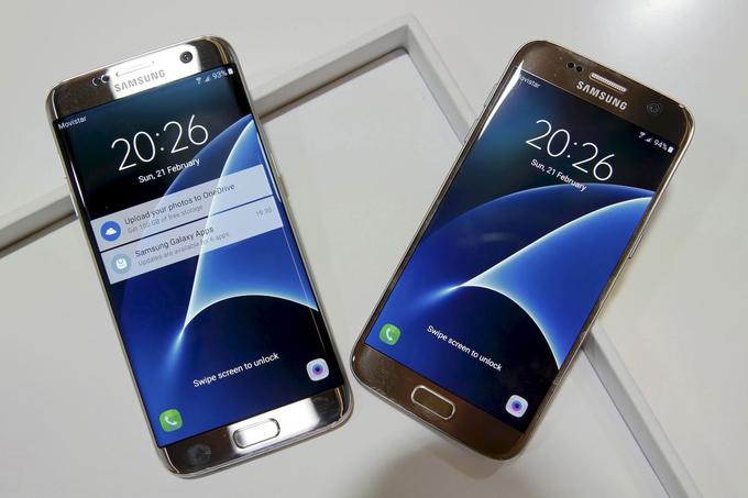 To sta Samsungova najboljša letošnja pametna telefona. Galaxy Note 7, ki je izšel konec avgusta, ima sicer boljše komponente, a tudi težave s samovžigi, zato si ne zasluži mesta v tem izboru. Galaxy S7 in njegov malce večji brat z ukrivljenim zaslonom sta izdelana vrhunsko, hitra, vodoodporna in prijazna do uporabnika.  | Foto: 