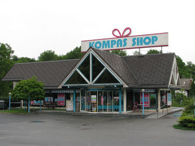 Med kupci delnic je družba Kompas Shop, za katero naj bi stal Aleksander Jereb. | Foto: Kompas Shop