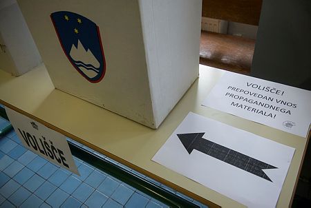 Nove parlamentarne volitve nas čakajo junija letos. | Foto: Bor Slana