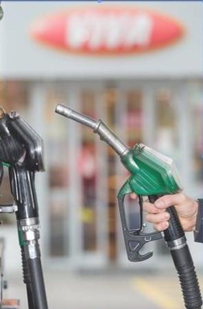 Cene bencina in dizla so se oktobra gibale na najvišjih ravneh v zadnjih nekaj letih. Tokrat se je bencin pocenil tretjič, dizelsko gorivo pa drugič zapored. | Foto: 