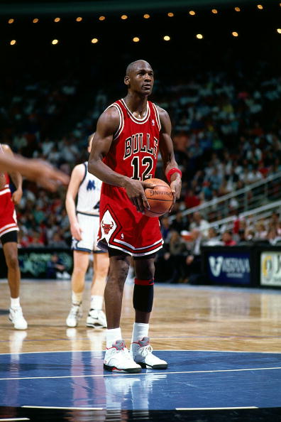 Tisti večer je moral Michael Jordan nositi številko 12. | Foto: Gulliver/Getty Images