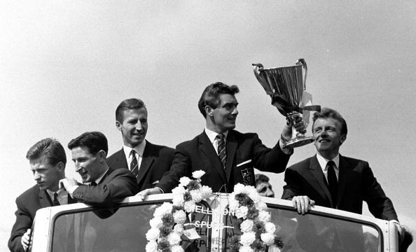 Leta 1961 je Tottenham z dvojno krono spisal zgodovino. | Foto: Getty Images