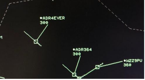 Današnji let v Bruselj je imel na željo pilotov klicni znak ADR4EVER ("Adria For Ever" oziroma Adria za vedno). | Foto: 