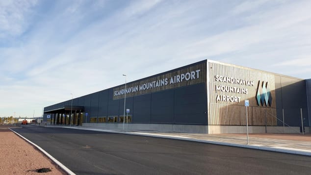 Gre za majhno letališče, ki ne bo imelo tako kot preostala svetovna letališča stolpa za nadzor zračnega prometa, temveč bodo prostori za nadzor zračnega prometa nameščeni v zgradbi kar 300 kilometrov stran. | Foto: Airport Scandinavian mountains
