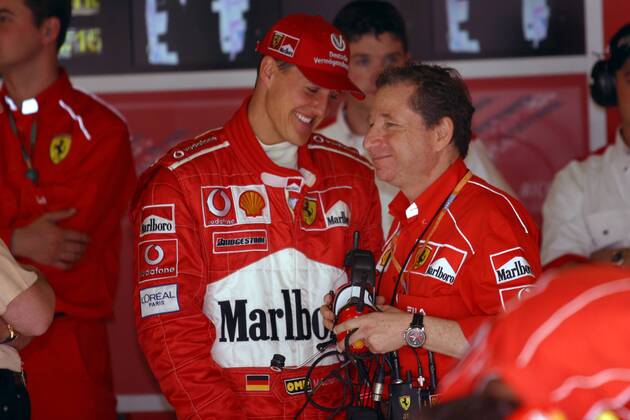 Michael Schumacher in Jean Todt še v času, ko sta sodelovala pri Ferrariju. | Foto: Guliverimage/Vladimir Fedorenko