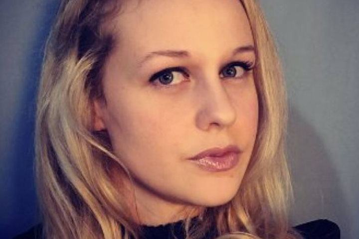 Rebekah Jones na spletni strani za množično financiranje GoFundMe trenutno zbira sredstva za novo računalniško opremo in sodni boj s floridskimi oblastmi. V samo osmih urah je zbrala že kar 70 tisoč dolarjev oziroma skoraj polovico želenega zneska. | Foto: GoFundMe / Rebekah Jones