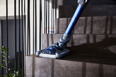 Za preprosto čiščenje stopnic so brezžični ročni sesalniki še posebej priročni.  | Foto: Rowenta