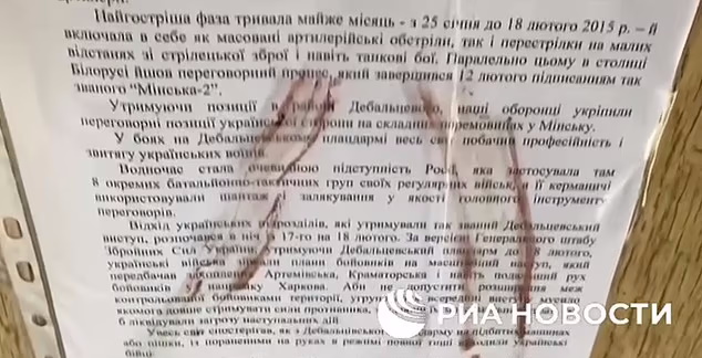 Tako naj bi ukrajinski vojaki po navedbah ruske tiskovne agencije opravili ritual črne magije z lastno krvjo.  | Foto: RIA Novosti