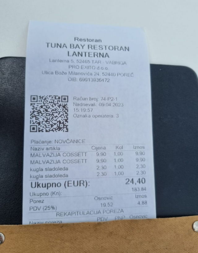 Sladoled in vino za 24 evrov v Poreču | Foto: Facebook skupina Kampiranje je zakon