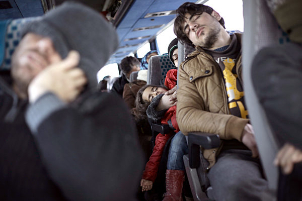 Migranti, potniki ali turisti? Ali zgolj ljudje na avtobusu? | Foto: Guliverimage