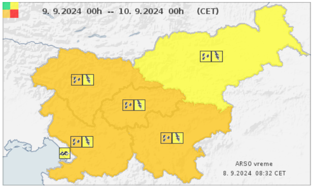 Oranžno opozorilo Arsa zaradi neviht z močnimi nalivi. Velja od 18. ure za zahodno Slovenijo oziroma od 21. ure za osrednjo in jugovzhodno Slovenijo do ponedeljka do 8. ure zjutraj. | Foto: Arso