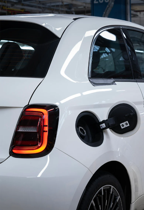 Fiat 500 hibrid | Foto: Fiat