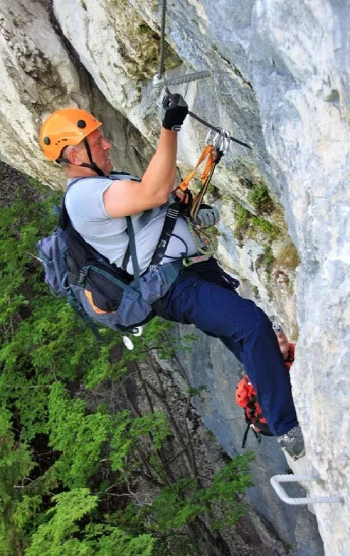 Uporaba tretje popkovine za počivanje, Turška glava (D/E), Avstrija. | Foto: Mijo Kovačevič
