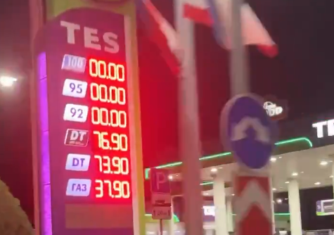 Prizor pred eno od bencinskih črpalk v Rusiji | Foto: Posnetek zaslona