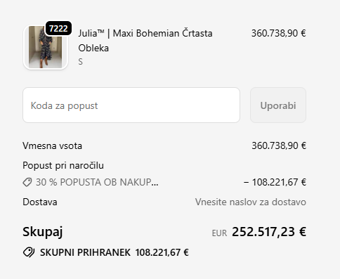 Na zalogi naj bi sicer bila samo dva kosa te obleke, a naročimo jih lahko več kot sedem tisoč. V legitimni spletni trgovini je kaj takega tako rekoč nemogoče.  | Foto: Posnetek  zaslona