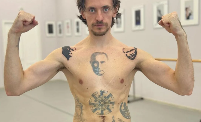 Fotografija tetovaž, ki jo je Sergej Polunin leta 2022 objavil na družbenem omrežju Instagram.  | Foto: Instagram / Sergej Polunin
