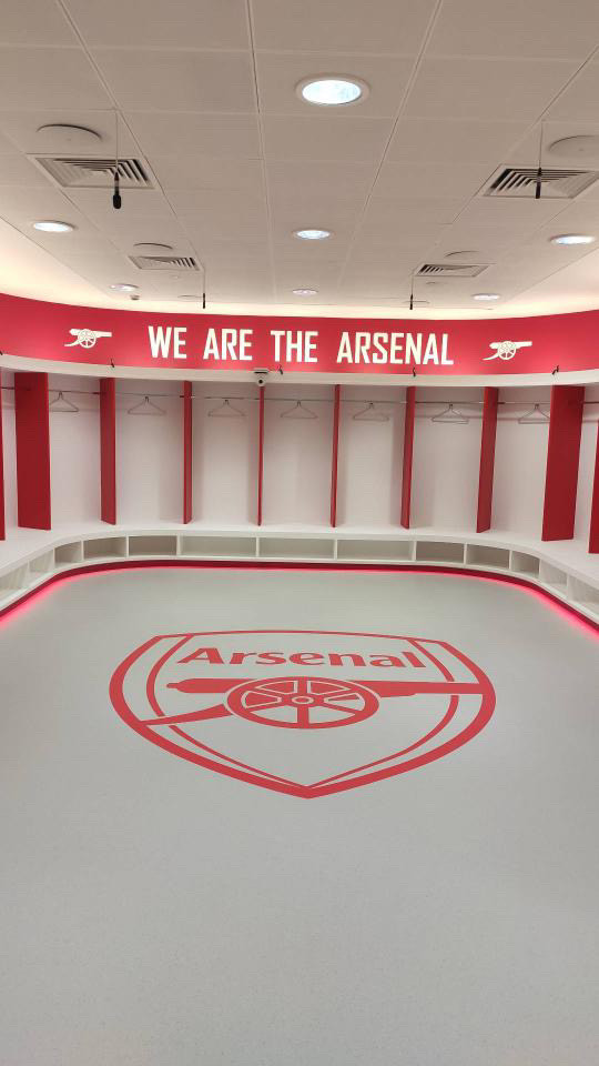 Ina Parkelj prek meja Njena nekdanja pisarna. | Foto: Osebni arhiv