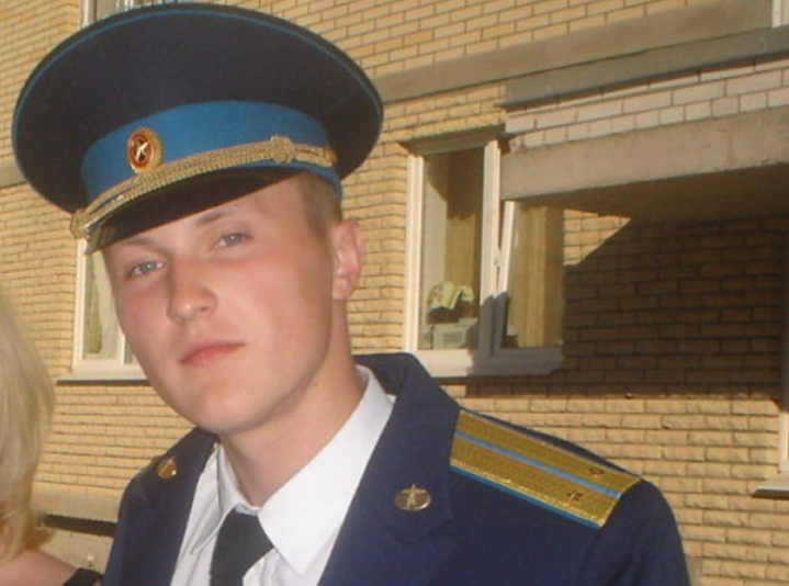 Aleksej Lukašev v uniformi | Foto: VK.com / Vir neznan