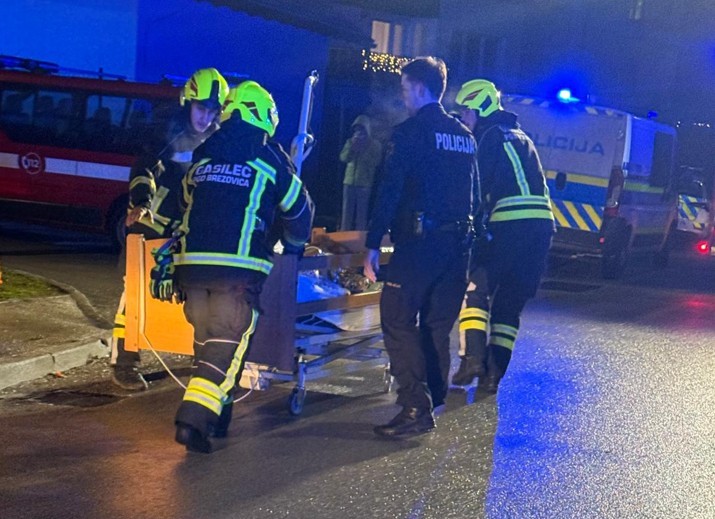 reševalna akcija, požar, dom starejših, Notranje Gorice | Foto: STA