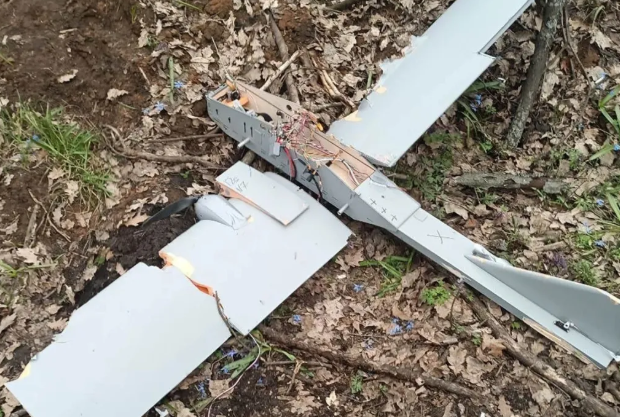 Droni, imenovani Marsovci, domnevno delujejo brez navigacije GPS, sistemi za zaznavanje dronov pa jim ne morejo slediti. | Foto: omrežje X